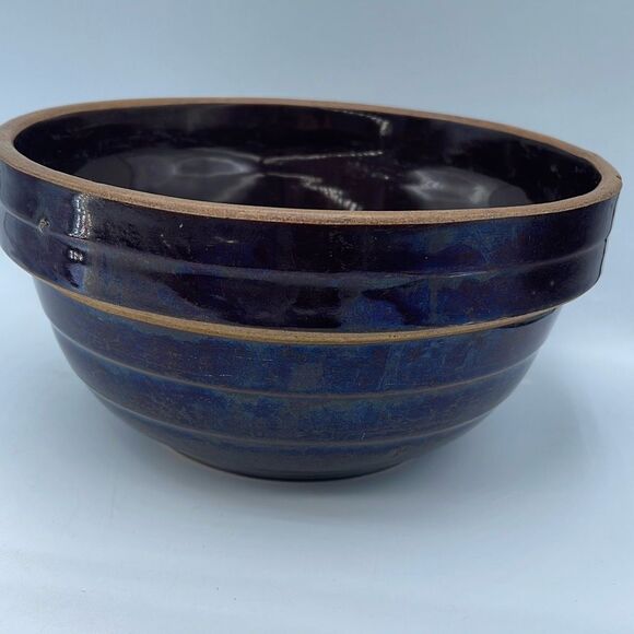 U.S.A. 9” layered pottery stoneware salt glazed mixing bowl.